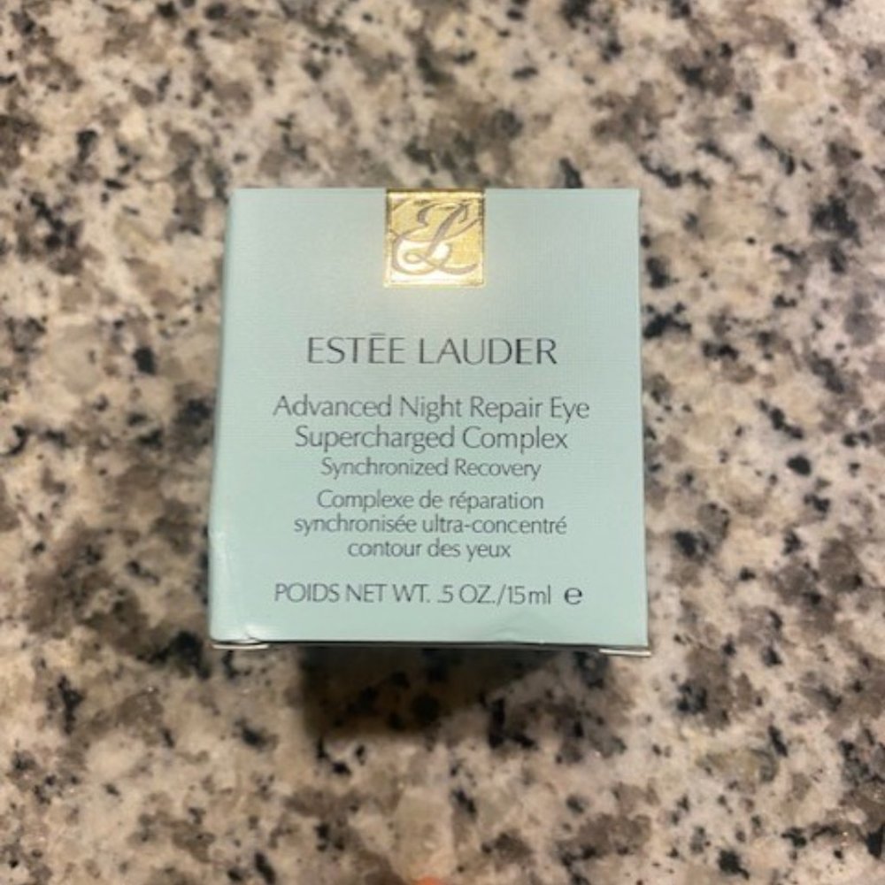 NIB Estee Lauder Advanced Night Eye Supercharged Repair Complex 0.5 oz MSRP $72